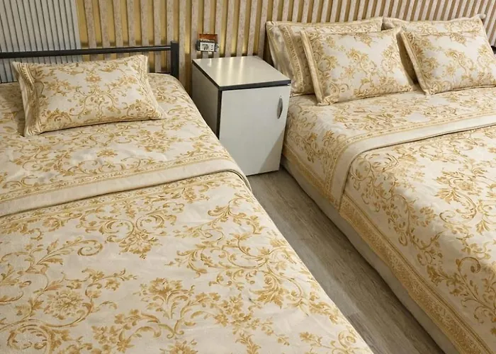 Vendégház La Tomi Konstanca